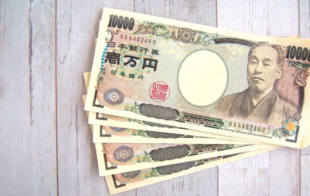 仮想通貨の利息で毎月1万円稼ぐ方法